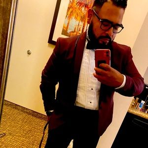 Meet your Posher, Luis